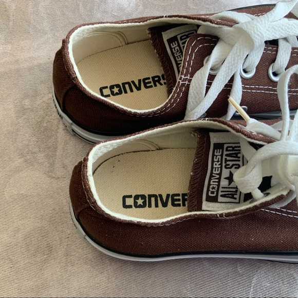 Brown Converse Size 3 Shoes - Picture 14 of 17